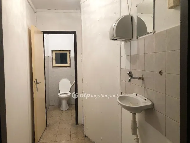 Eladó ház Nagygyimót 383 nm