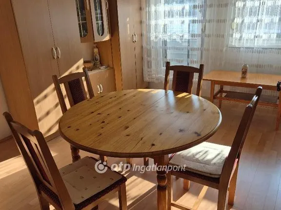 Eladó lakás Pápa 53 nm