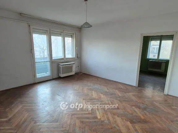 Eladó lakás Pápa 59 nm