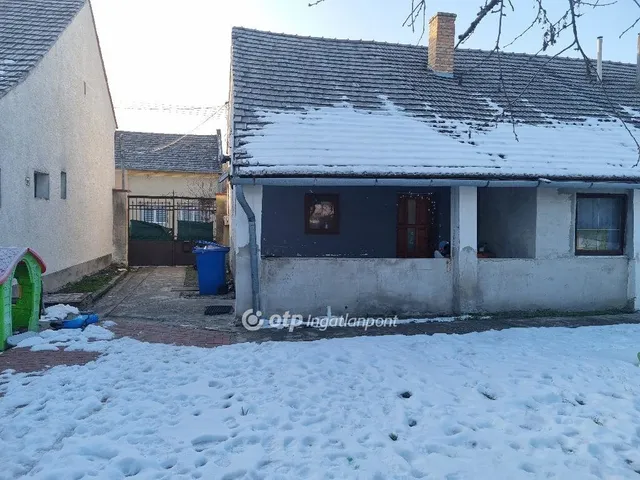 Eladó ház Pápa 74 nm