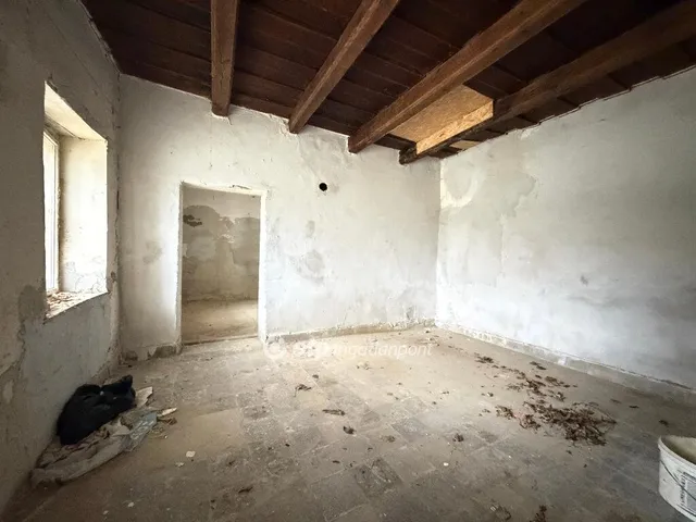 Eladó ház Nyárád 130 nm