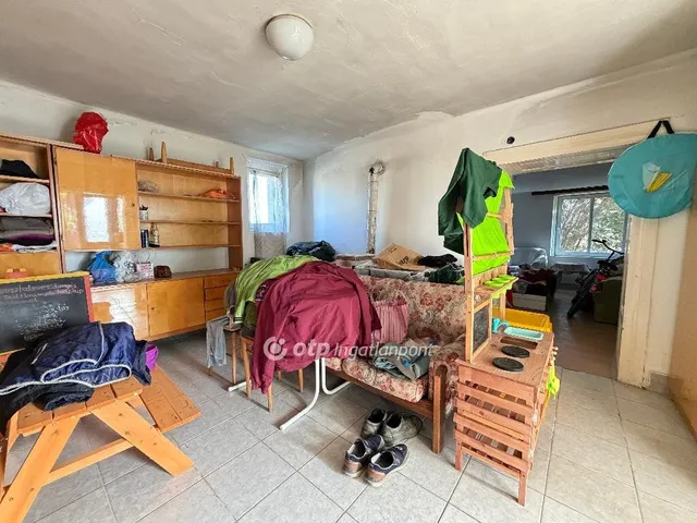 Eladó telek Takácsi 7501 nm