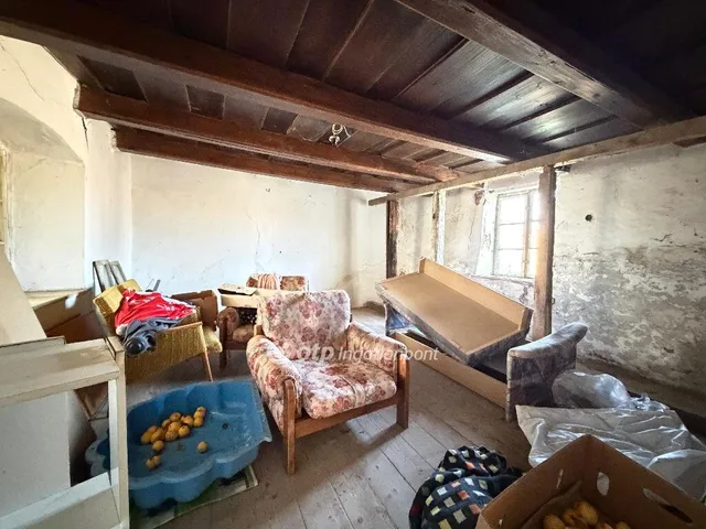 Eladó telek Takácsi 7501 nm