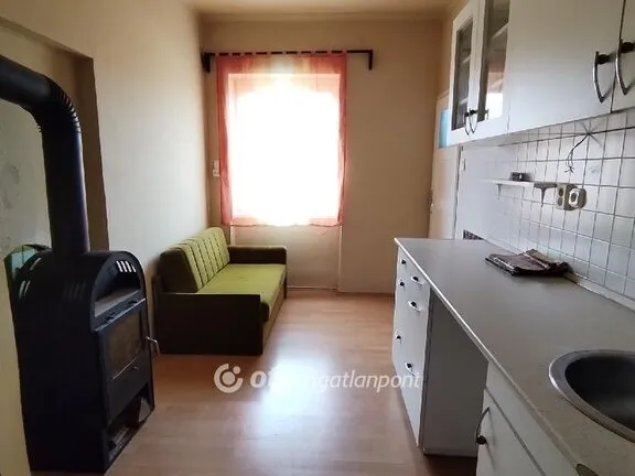 Eladó lakás Ajka 42 nm