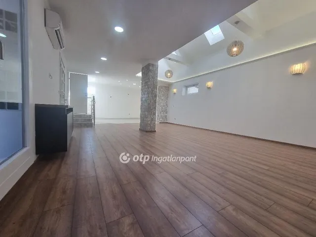 Eladó ház Pápa 185 nm