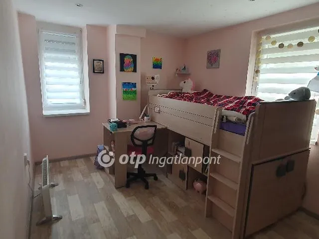 Eladó ház Devecser 101 nm