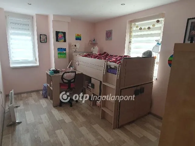 Eladó ház Devecser 101 nm