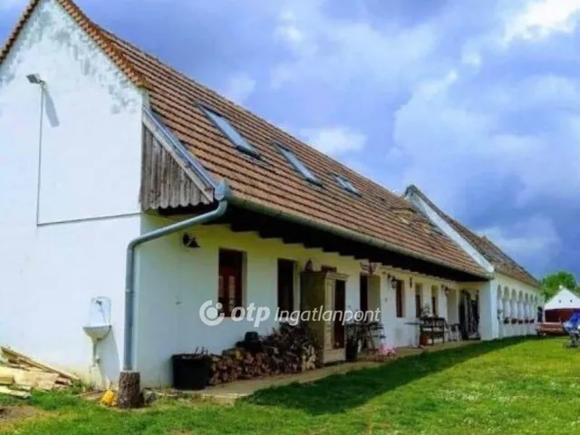 Eladó ház Ganna 238 nm