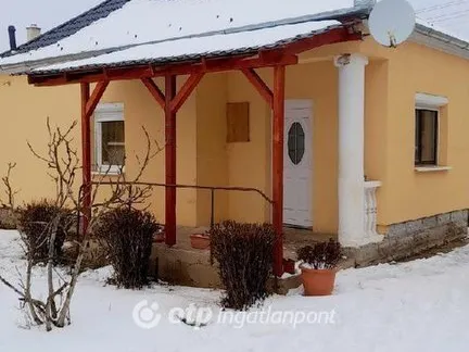 Eladó ház Szerecseny 67 nm