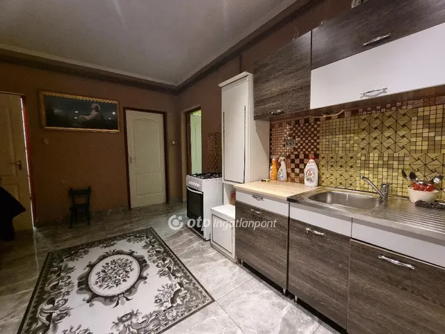 Eladó ház Szerecseny 67 nm