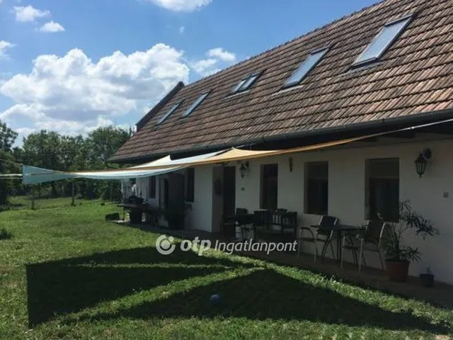 Eladó ház Ganna 238 nm