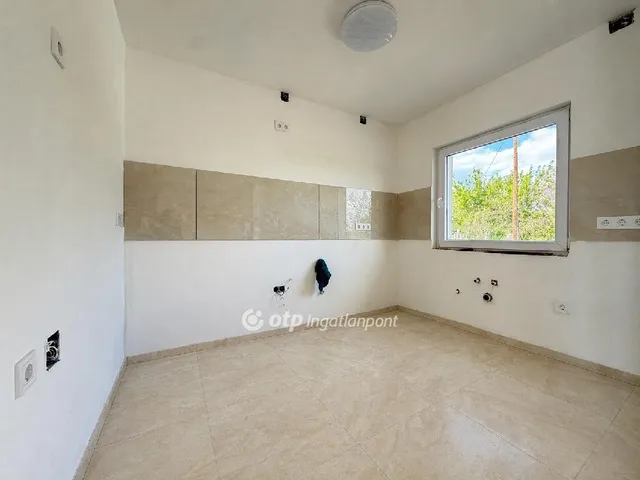 Eladó telek Pápa 60 nm