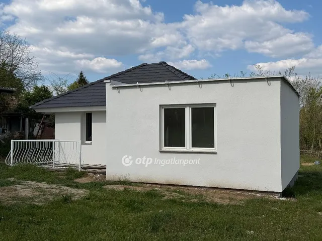 Eladó telek Pápa 60 nm