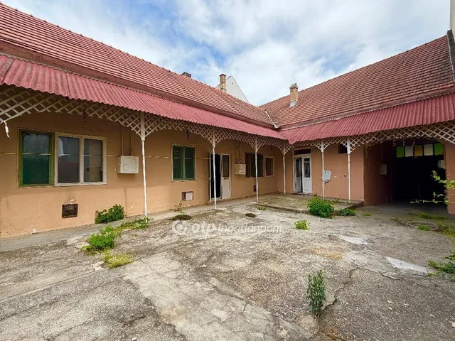 Eladó ház Pápa 142 nm