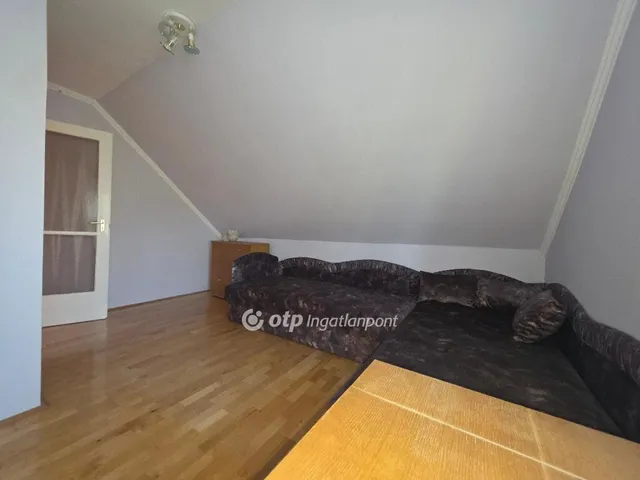 Eladó ház Pápa 290 nm