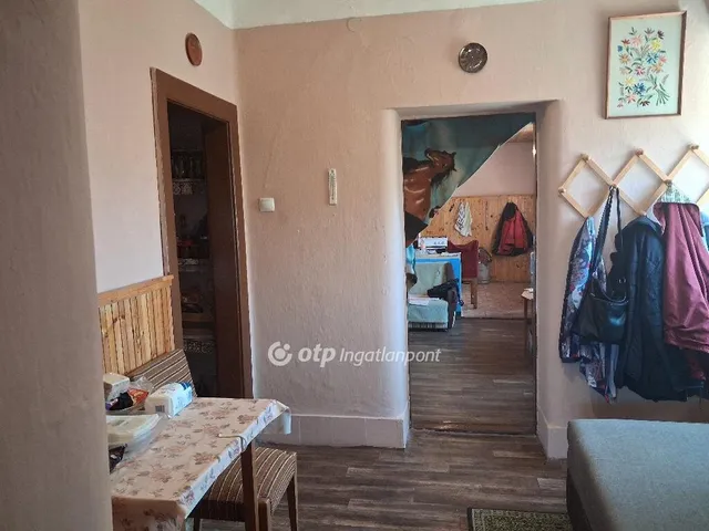 Eladó ház Kemenesmagasi 64 nm