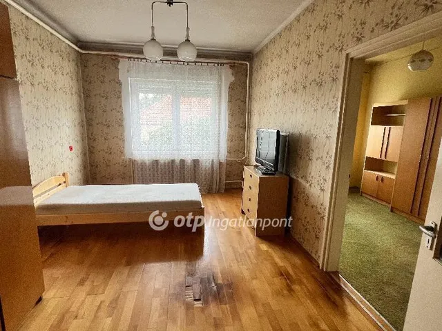 Eladó ház Ugod 215 nm
