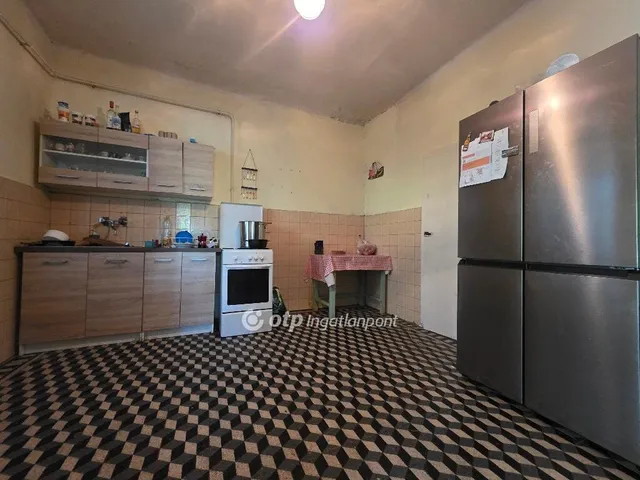 Eladó ház Ugod 77 nm