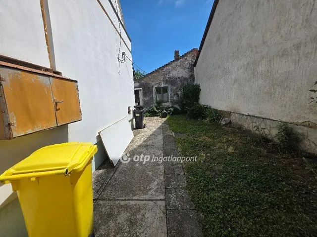 Eladó ház Pápa 69 nm