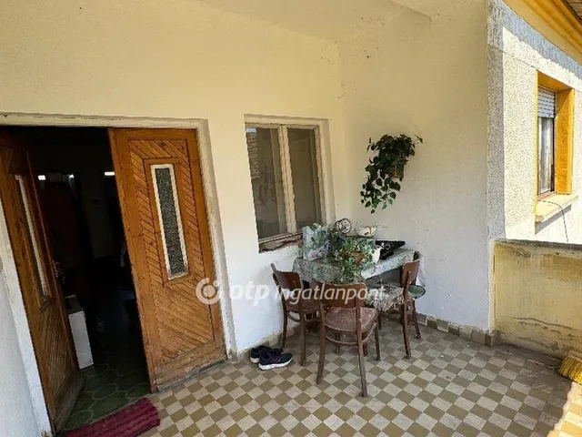 Eladó ház Kemeneshőgyész 100 nm