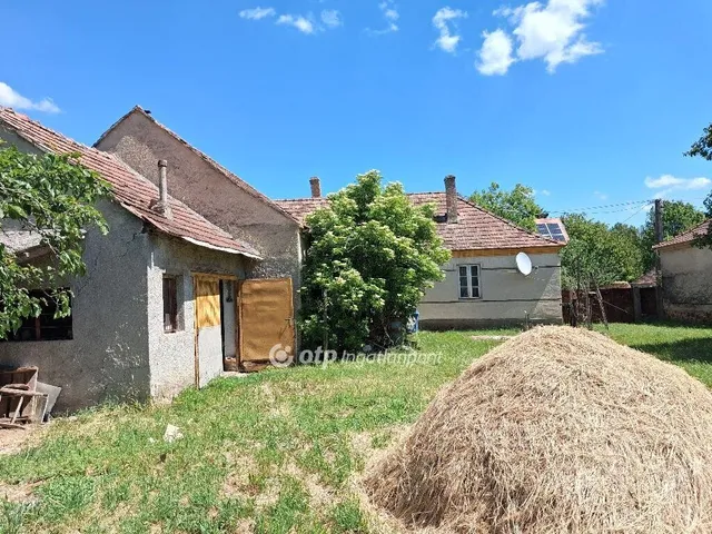 Eladó ház Csögle 90 nm