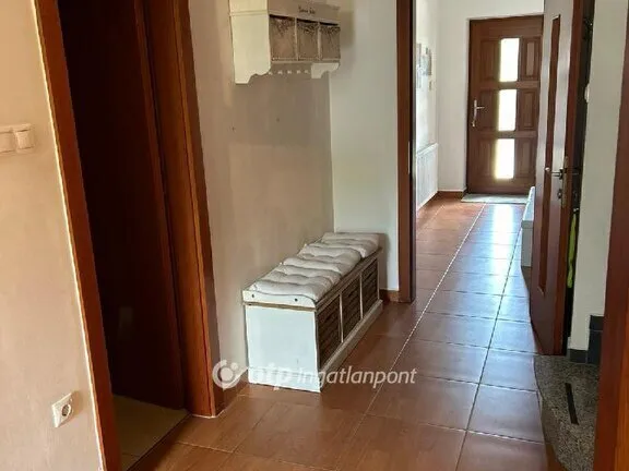 Eladó lakás Pápa 167 nm