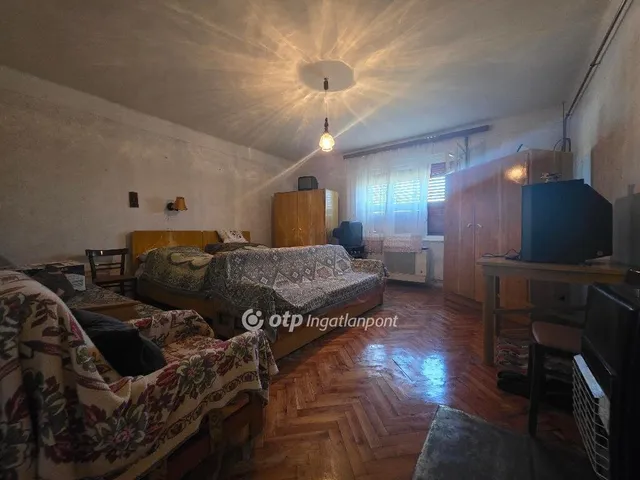 Eladó ház Kenyeri 99 nm
