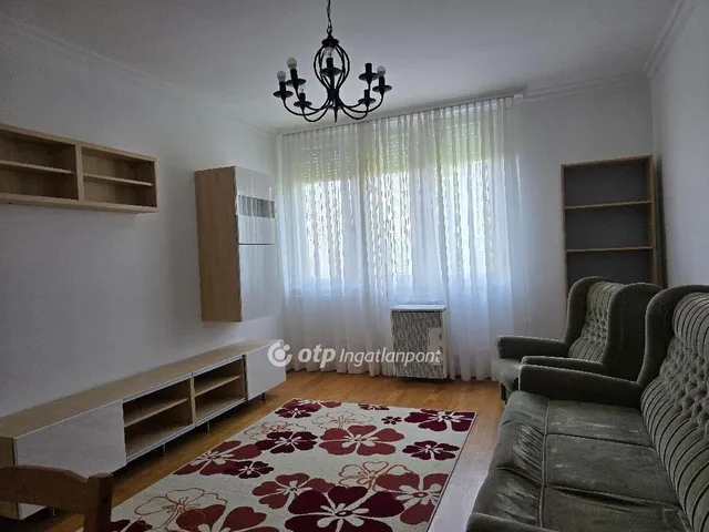 Kiadó lakás Pápa 51 nm