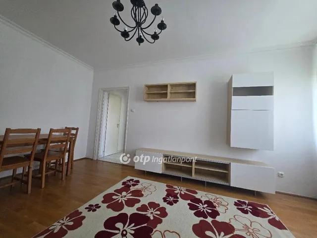 Kiadó lakás Pápa 51 nm