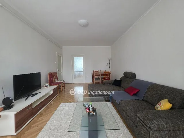 Eladó lakás Pápa 53 nm
