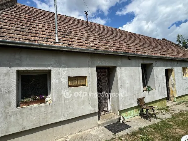 Eladó ház Lovászpatona 38 nm