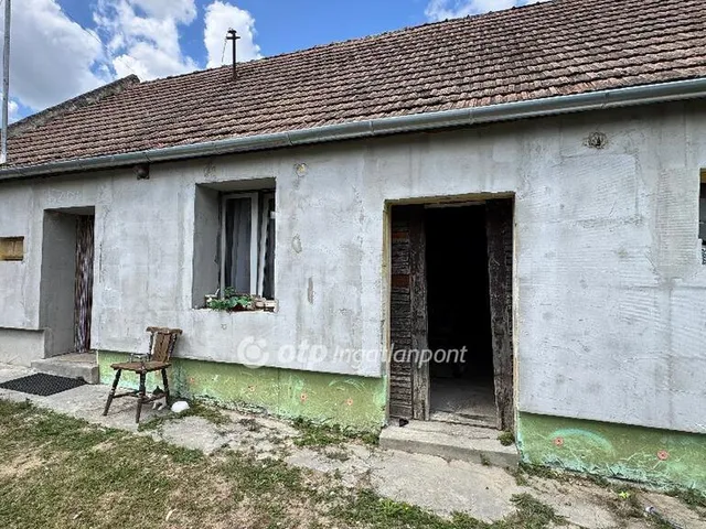 Eladó ház Lovászpatona 38 nm