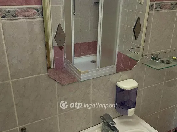 Eladó ház Mezőlak 78 nm