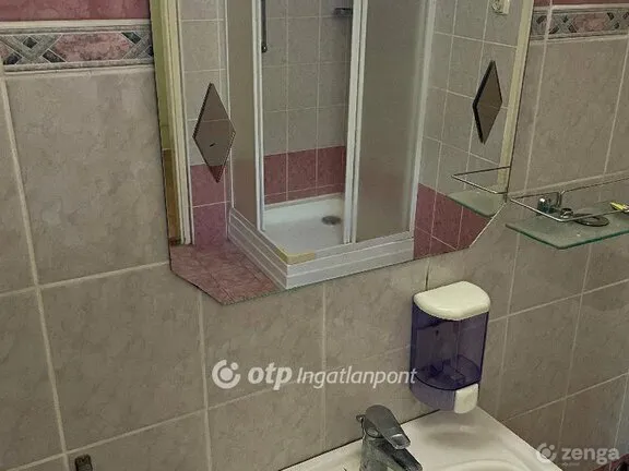 Eladó ház Mezőlak 78 nm