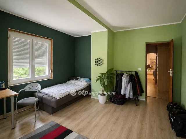 Eladó ház Pápakovácsi 188 nm