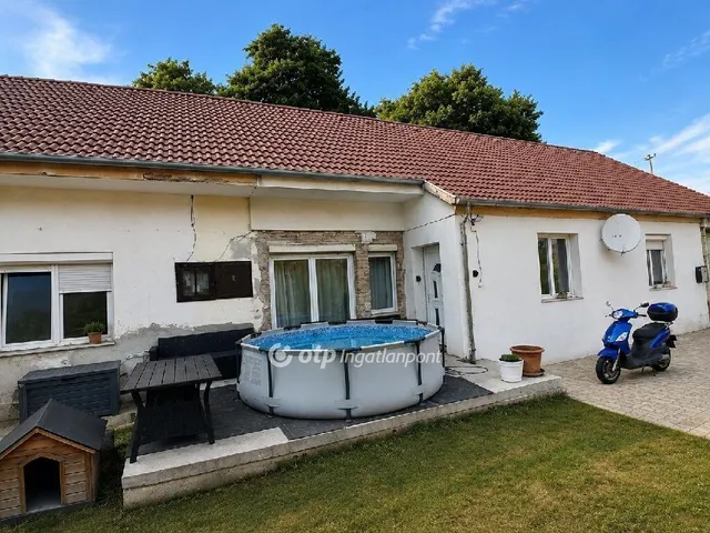 Eladó ház Pápakovácsi 188 nm