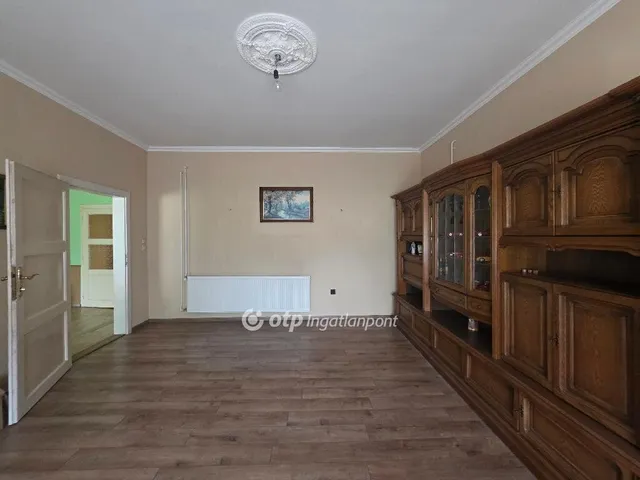 Eladó lakás Pápa 57 nm