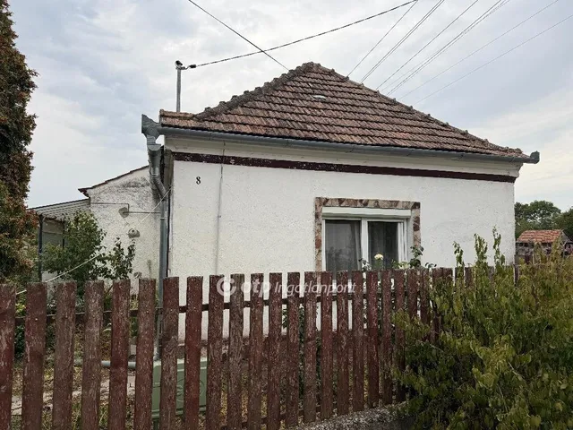 Eladó ház Magyargencs 77 nm