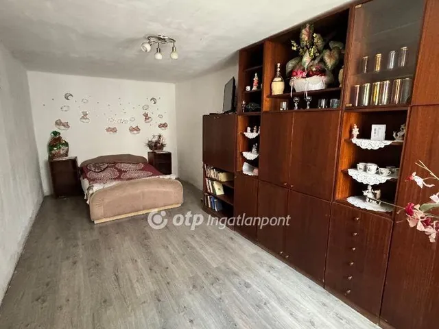 Eladó ház Lovászpatona 38 nm