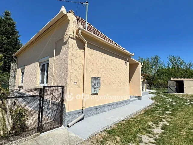 Eladó ház Pápadereske 80 nm