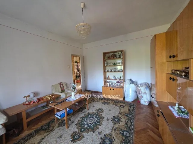 Eladó ház Pápa 198 nm