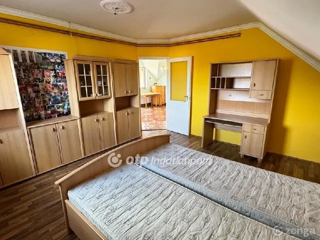 Eladó ház Pápa 200 nm