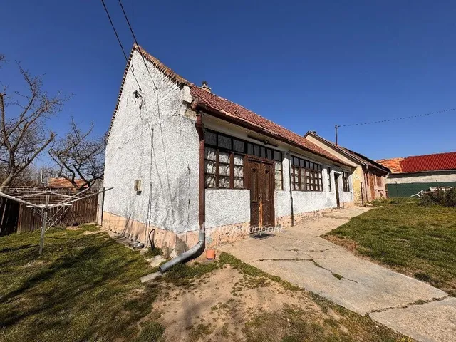 Eladó ház Nagyalásony 70 nm