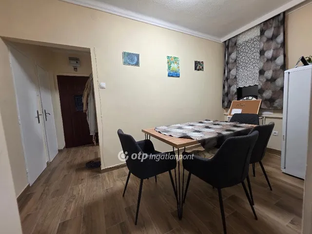 Eladó lakás Pápa 58 nm