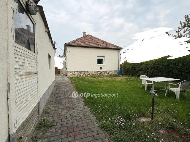 Eladó ház Pápa 66 nm