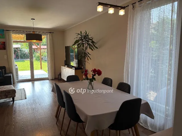 Eladó ház Dunakeszi 150 nm