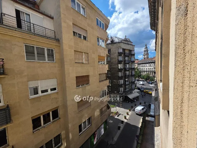 Eladó lakás Budapest VI. kerület 57 nm