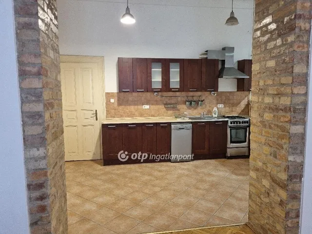 Eladó lakás Budapest VII. kerület 96 nm