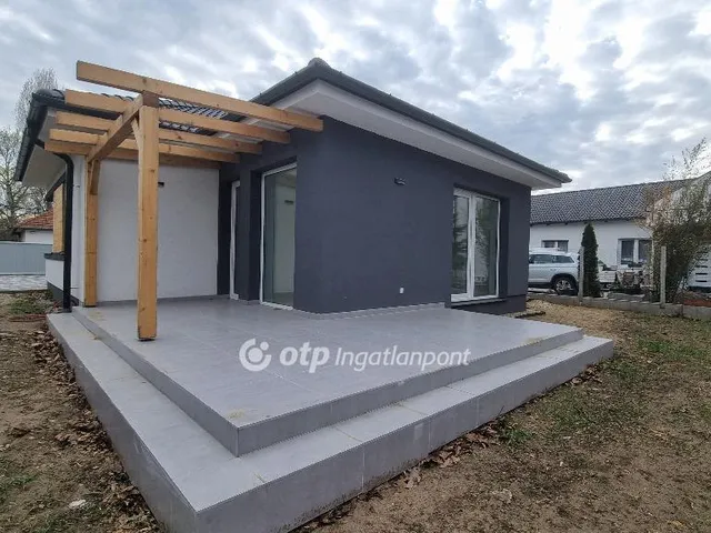 Eladó ház Vecsés 97 nm