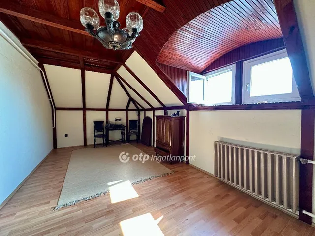 Eladó ház Dabas 194 nm